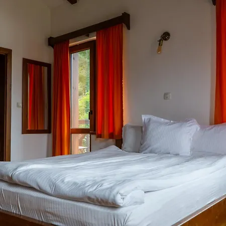 планински кът Casa vacanze Dorkovo