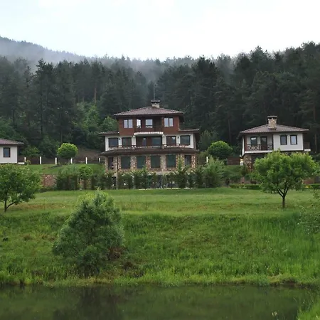 Holiday home планински кът